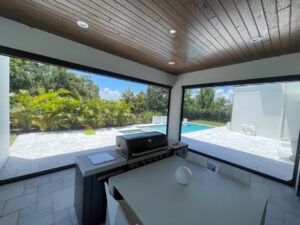 Merritt Island Retractable Screens