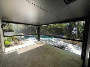 Cocoa Retractable Screens